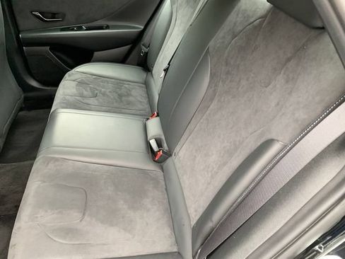 Certified 2023 Hyundai Elantra N FWD image 18