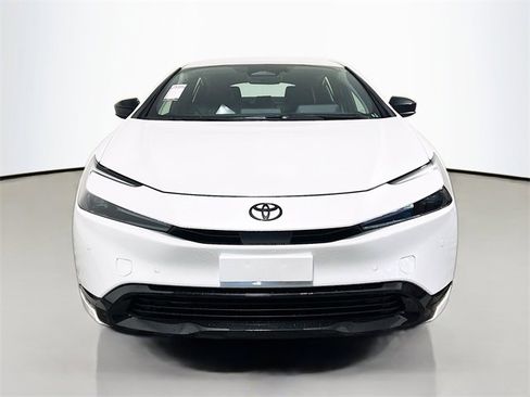 New 2026 Toyota Prius Plug-In Hybrid image 8