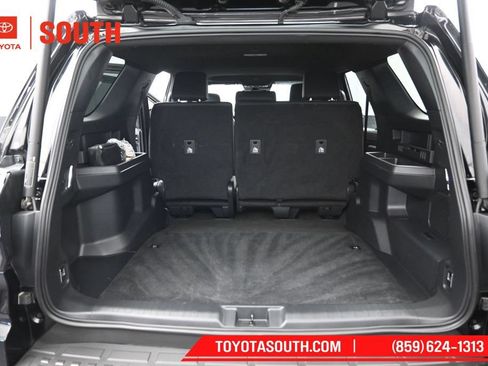 Used 2025 Toyota 4Runner TRD Sport Premium AWD/4WD image 31