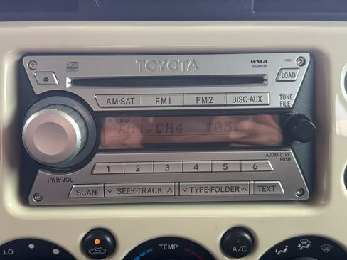 Used 2008 Toyota FJ Cruiser 4WD image 24