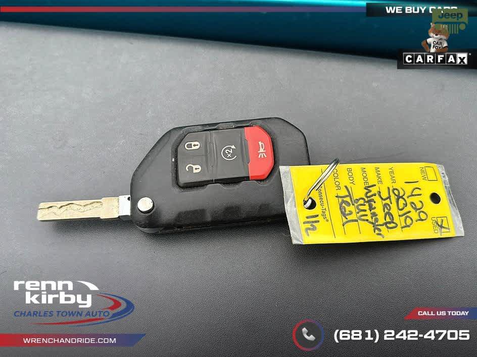 Used 2019 Jeep Wrangler Unlimited Rubicon AWD/4WD image 17