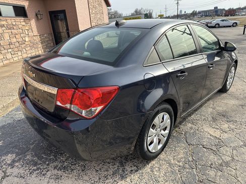 Used 2015 Chevrolet Cruze LS image 7