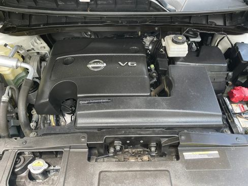 Used 2018 Nissan Murano SV AWD/4WD image 19
