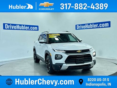 Used 2022 Chevrolet TrailBlazer LT FWD image 1
