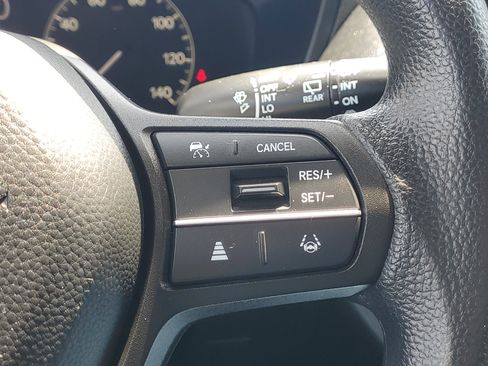 Certified 2023 Honda HR-V LX image 26