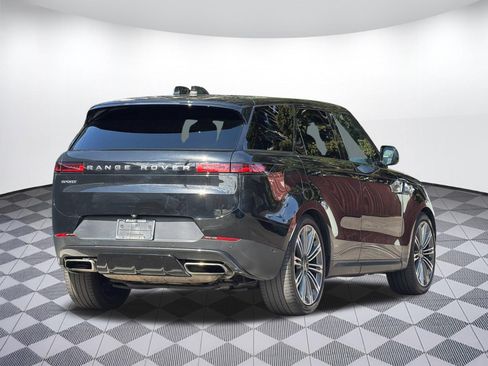 Used 2024 Land Rover Range Rover Sport SE AWD/4WD image 9