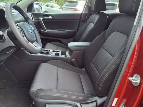 Used 2020 Kia Sportage LX FWD image 23