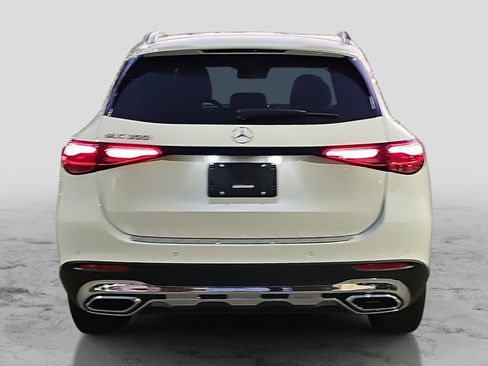 New 2026 Mercedes-Benz GLC 300 image 6