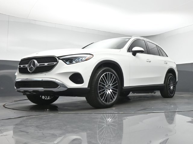 Used 2027 Mercedes-Benz GLC 300 image 36