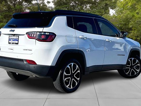 Used 2024 Jeep Compass Limited image 5