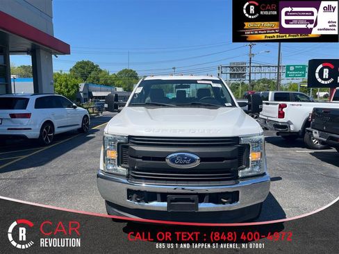 Used 2017 Ford F250 XL w/ Power Equipment Group AWD/4WD image 3