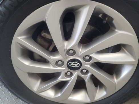 Used 2017 Hyundai Tucson SE w/ SE Popular Package 02 AWD/4WD image 31