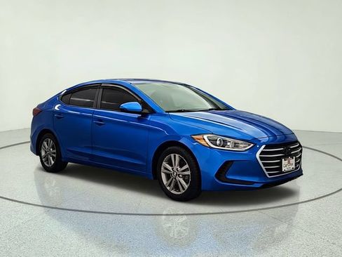 Used 2017 Hyundai Elantra SE FWD image 8