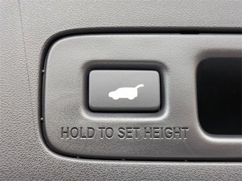 Certified 2025 Acura ADX A-Spec image 16