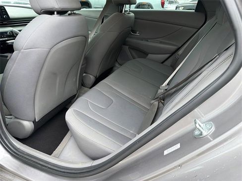 Used 2023 Hyundai Elantra SEL image 20