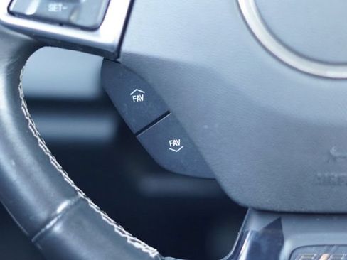 Used 2017 Chevrolet Camaro LT RWD image 17
