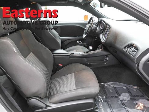 Used 2023 Dodge Challenger GT image 38