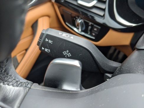 Used 2023 BMW 530i w/ M Sport Package image 49