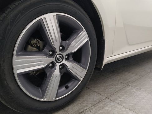 Used 2022 Nissan Altima 2.5 SV w/ SV Premium Package FWD image 31