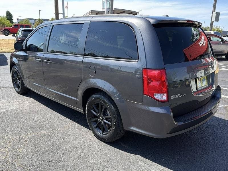 Used 2020 Dodge Grand Caravan SE FWD image 12