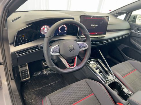 New 2026 Volkswagen Golf SE image 24