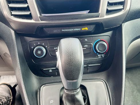 Used 2023 Ford Transit Connect XL FWD image 15