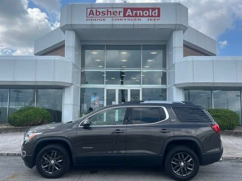 Used 2019 GMC Acadia SLT FWD image 3