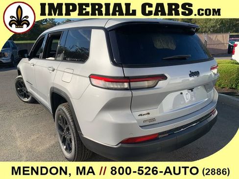 New 2025 Jeep Grand Cherokee L Altitude image 10