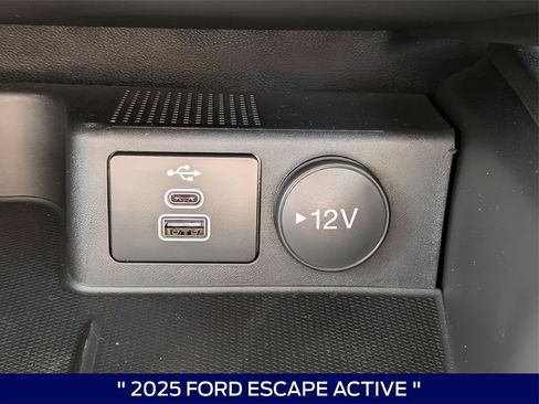 New 2025 Ford Escape Active w/ Cold Weather Package image 25