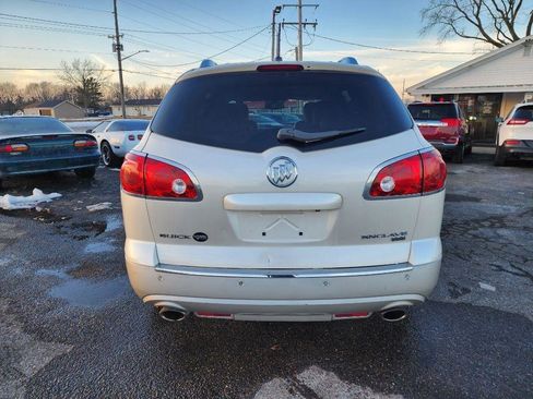 Used 2011 Buick Enclave CXL image 6