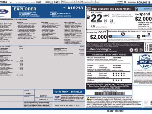 Used 2023 Ford Explorer XLT w/ Equipment Group 202A image 7