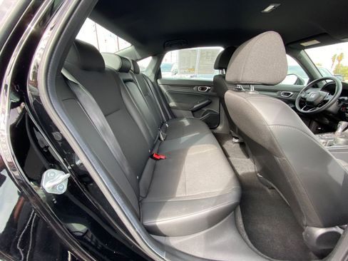 Used 2025 Honda Civic Sport image 39