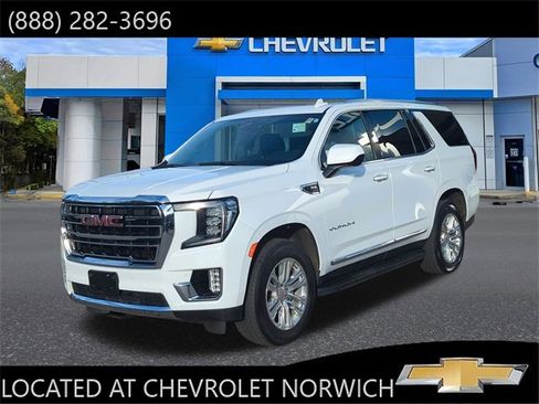 Certified 2024 GMC Yukon SLT image 1