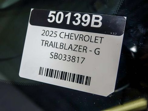 Certified 2025 Chevrolet TrailBlazer RS w/ Driver Confidence Package FWD image 33