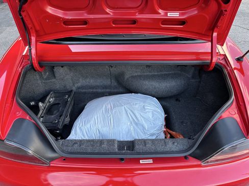 Used 2004 Honda S2000 image 21