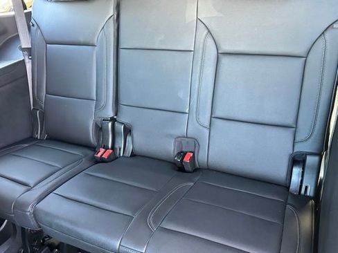 Used 2021 Chevrolet Tahoe LT w/ LT Signature Package image 15