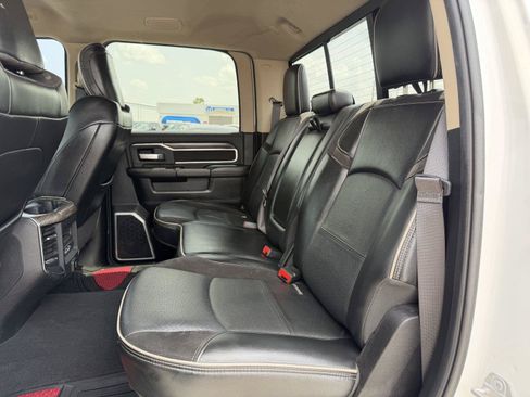 Used 2019 RAM 2500 Laramie AWD/4WD image 18