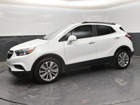 Used 2020 Buick Encore Preferred FWD image 4