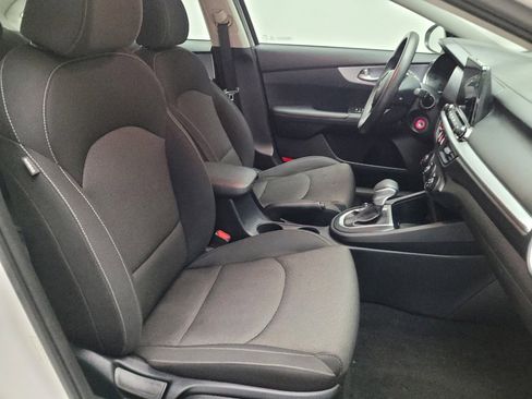 Used 2024 Kia Forte LXS FWD image 21