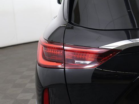 Used 2022 INFINITI QX50 Essential image 18