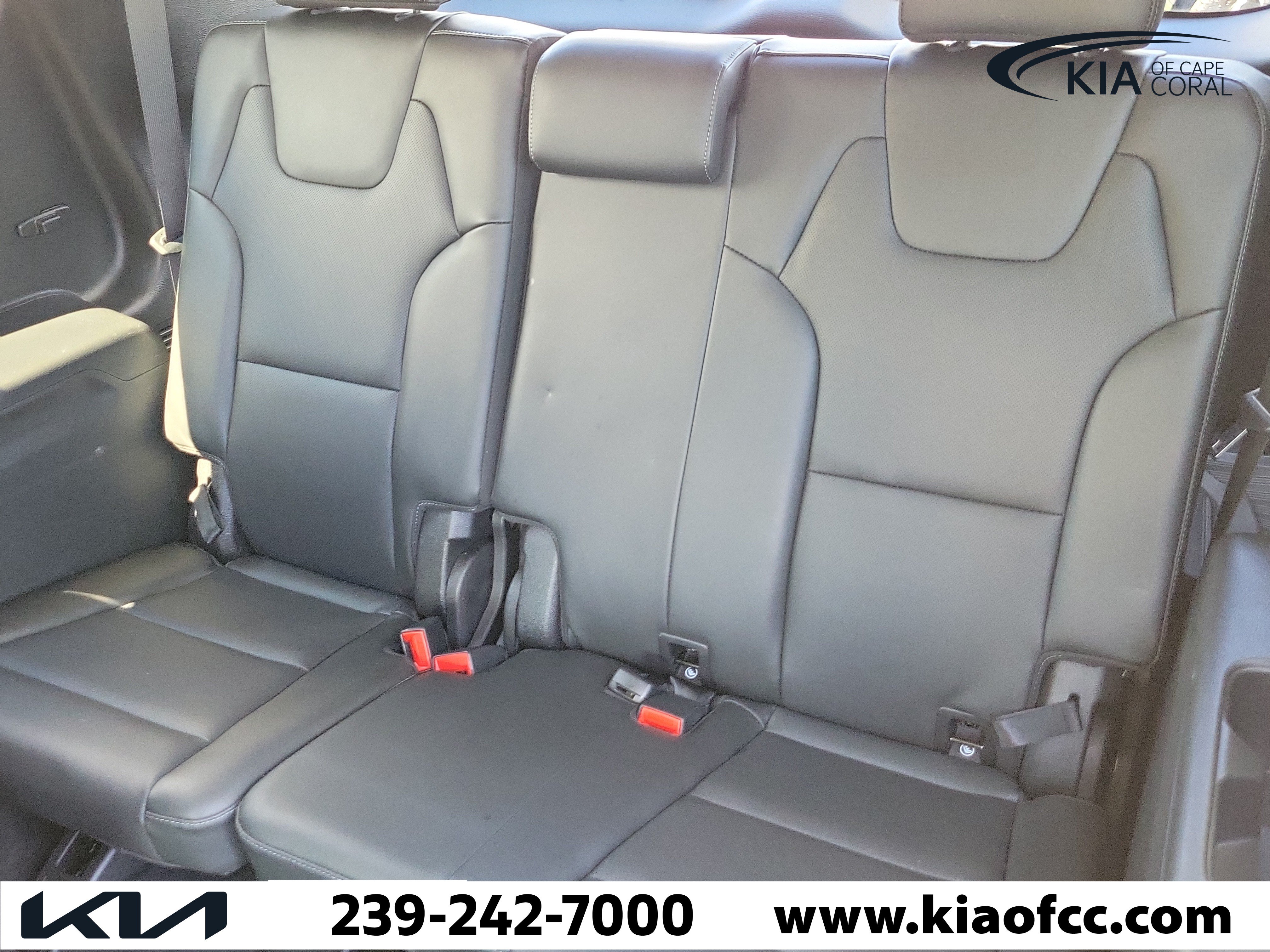 Used 2021 Kia Telluride SX w/ Towing Package FWD image 15