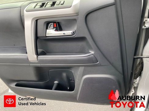 Used 2023 Toyota 4Runner SR5 AWD/4WD image 31