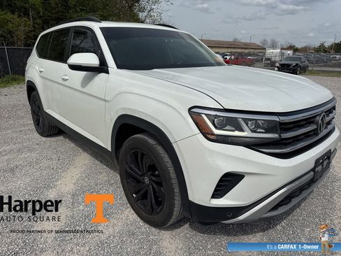 Used 2023 Volkswagen Atlas SE w/ Panoramic Sunroof Package image 7