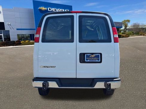 Used 2024 Chevrolet Express 2500 w/ Driver Convenience Package RWD image 26