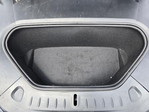 Used 2023 Tesla Model S AWD/4WD image 29