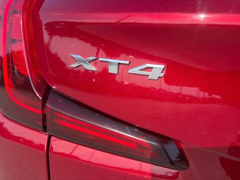 Used 2024 Cadillac XT4 Premium Luxury FWD image 37