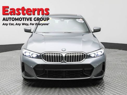 Used 2023 BMW 330i Sedan w/ M Sport Package image 2