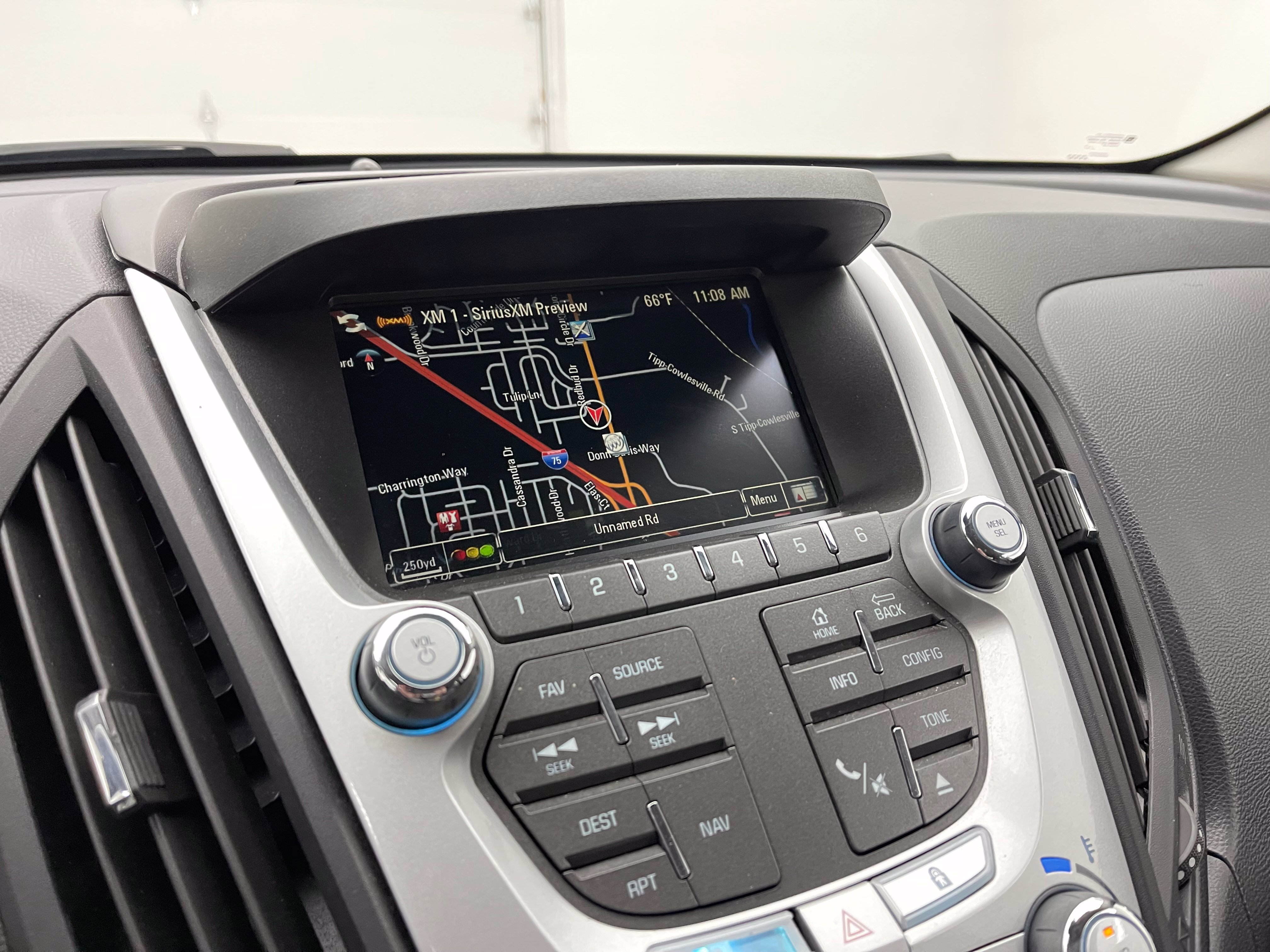 Used 2015 Chevrolet Equinox LTZ FWD image 25