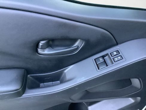 Used 2025 Nissan Frontier S image 23