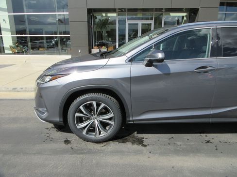 Used 2020 Lexus RX 350 AWD w/ Premium Package image 2